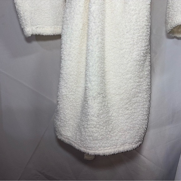 Pottery Barn Teddy Bear Robe Ivory Size M Cozy Fleece Robe - Picture 7 of 10